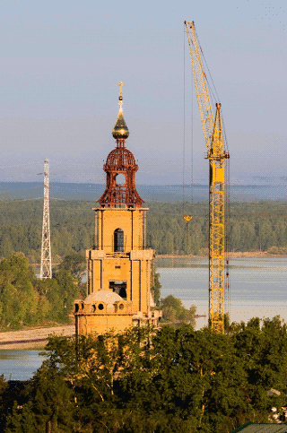Воссоздаваемый строителями Богоявленский собор костромского кремля