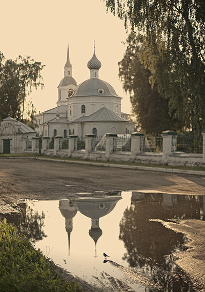 Церковь святых мучеников Александра и Антонины в Селище. Фото Тимур Кострома 2015 г.
